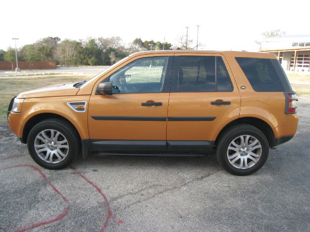 Land Rover LR2 2008 photo 1