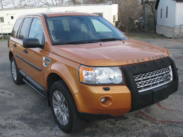 Land Rover LR2 2008 photo 2