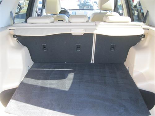 Land Rover LR2 2008 photo 3