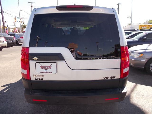 Land Rover LR3 SE SUV