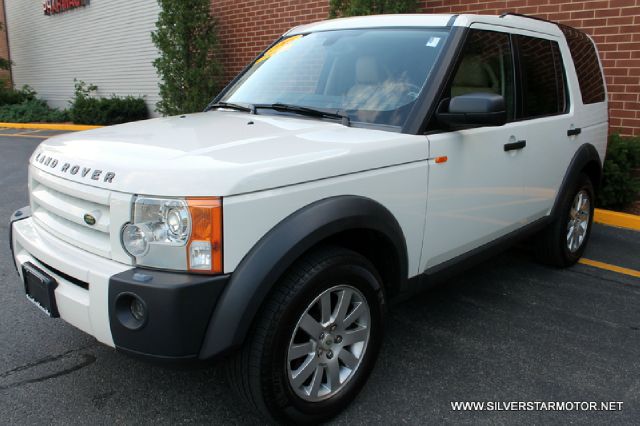 Land Rover LR3 SE SUV