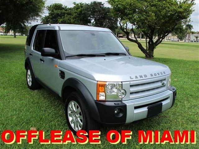 Land Rover LR3 DRW Sport Utility