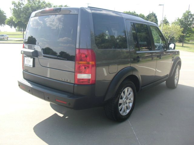 Land Rover LR3 SE SUV