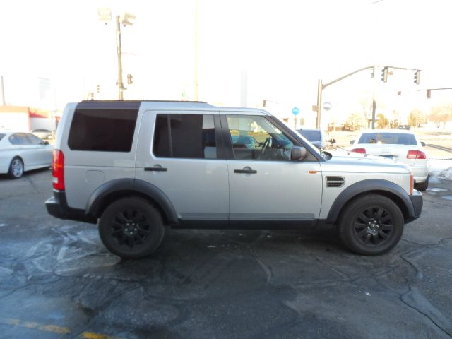 Land Rover LR3 SE SUV