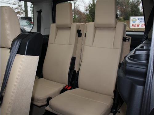 Land Rover LR3 2008 photo 2