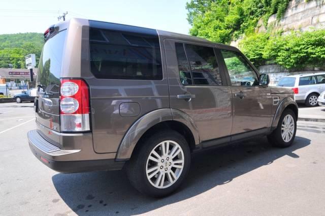 Land Rover LR4 2010 photo 11