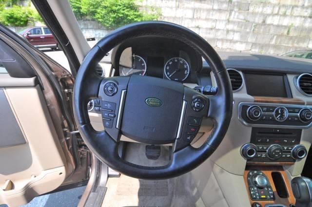 Land Rover LR4 2010 photo 2