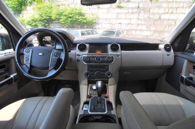 Land Rover LR4 2010 photo 6
