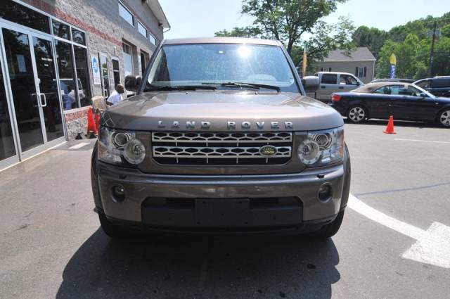 Land Rover LR4 2010 photo 7