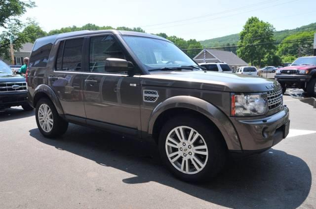 Land Rover LR4 2010 photo 9