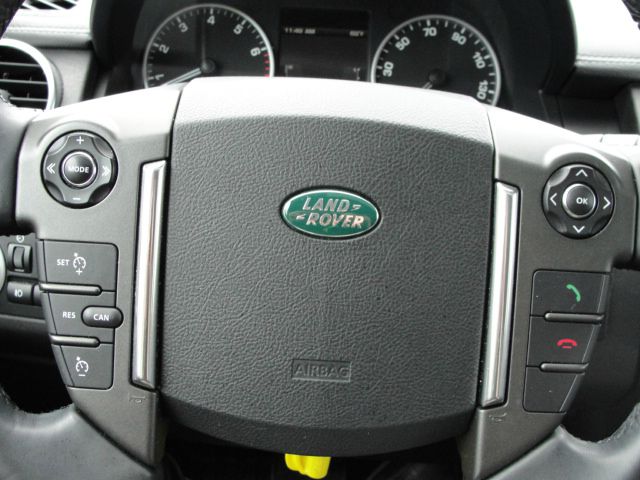 Land Rover LR4 2011 photo 6