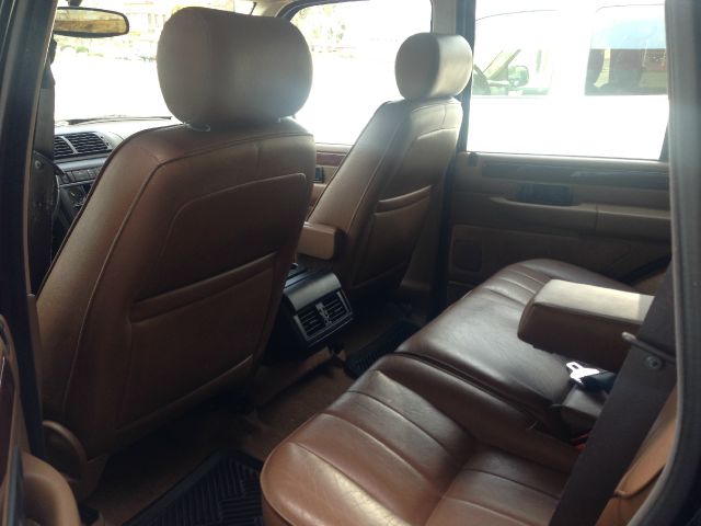 Land Rover Range Rover SUV Adventure SUV