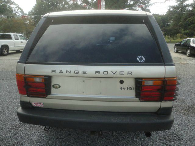 Land Rover Range Rover SUV Adventure SUV