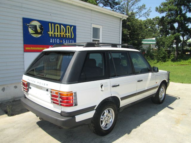 Land Rover Range Rover SUV Adventure SUV