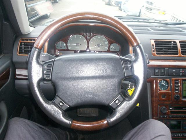 Land Rover Range Rover 2001 photo 2