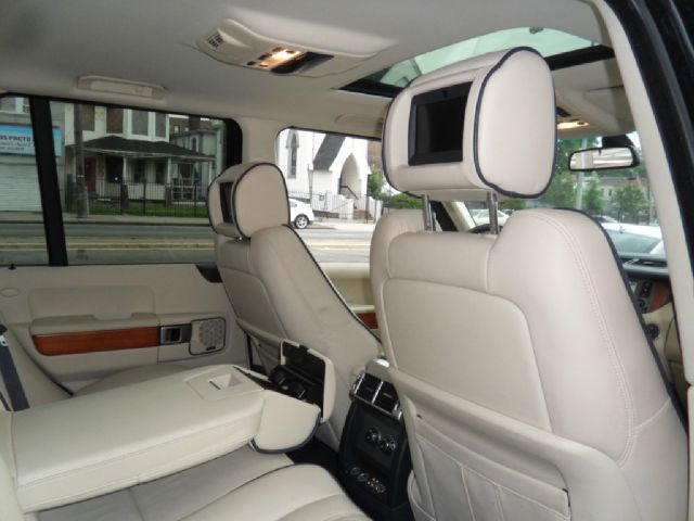 Land Rover Range Rover X SUV