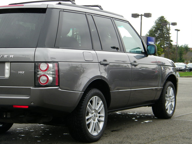 Land Rover Range Rover 2010 photo 1