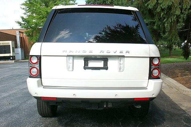 Land Rover Range Rover 2010 photo 2