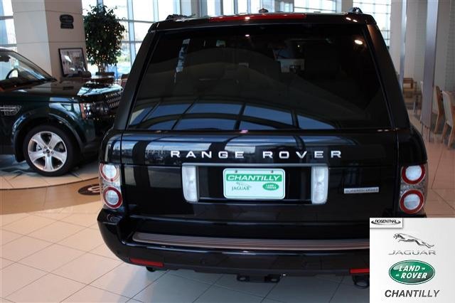 Land Rover Range Rover 2010 photo 2