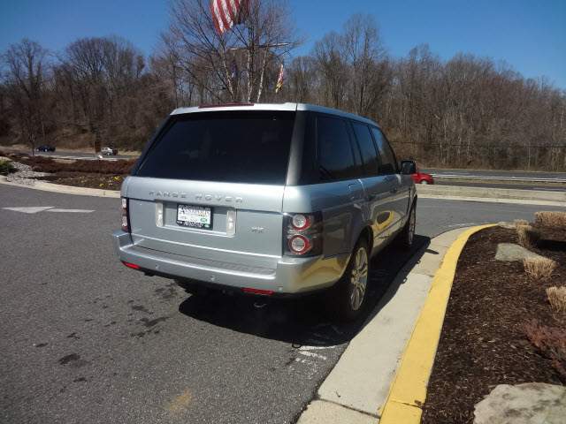 Land Rover Range Rover 2010 photo 2