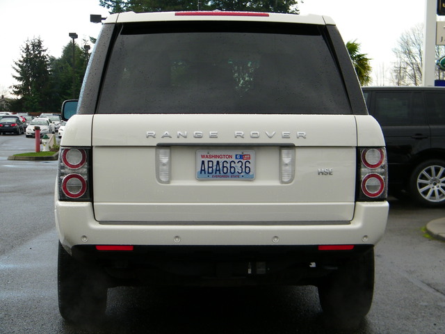 Land Rover Range Rover 2010 photo 3
