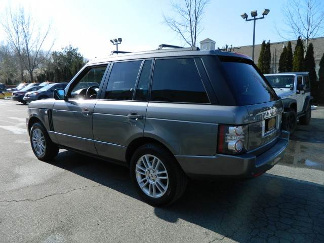 Land Rover Range Rover 2010 photo 2