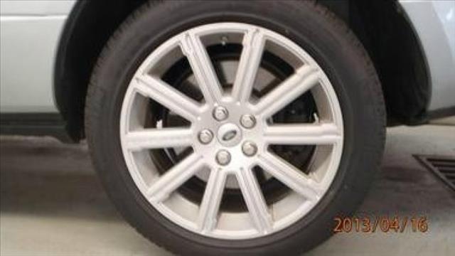 Land Rover Range Rover 2011 photo 2