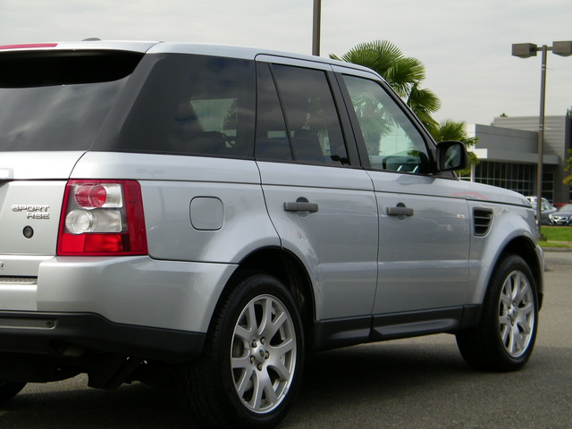 Land Rover Range Rover Sport 2009 photo 2