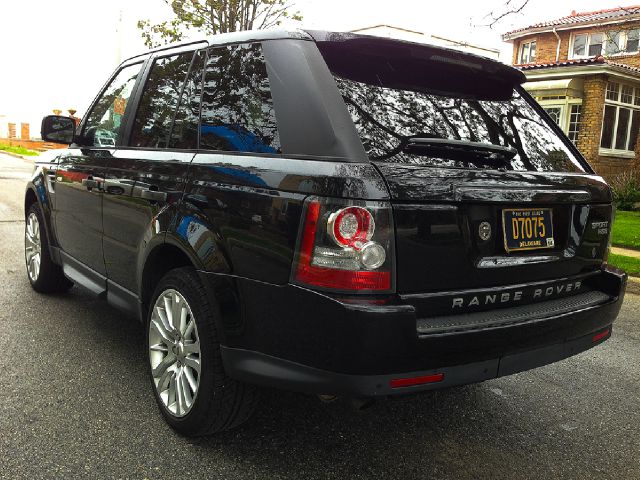 Land Rover Range Rover Sport 2010 photo 4