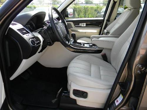 Land Rover Range Rover Sport 2010 photo 1