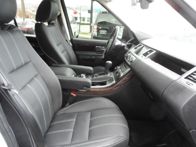 Land Rover Range Rover Sport 2011 photo 19