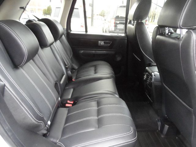Land Rover Range Rover Sport 2011 photo 20