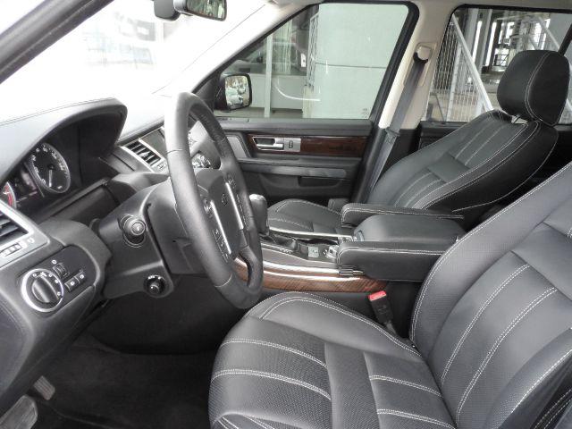 Land Rover Range Rover Sport 2011 photo 22