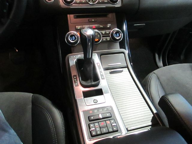 Land Rover Range Rover Sport 2013 photo 4
