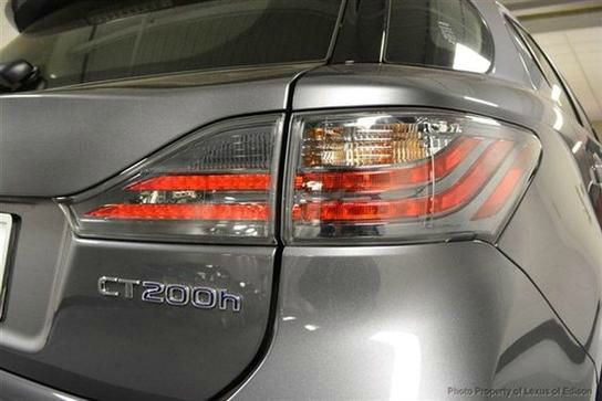 Lexus CT 200h 2012 photo 0