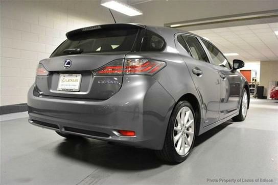 Lexus CT 200h 2012 photo 1