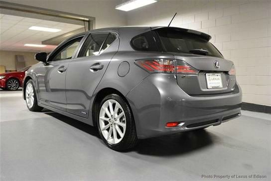 Lexus CT 200h 2012 photo 3