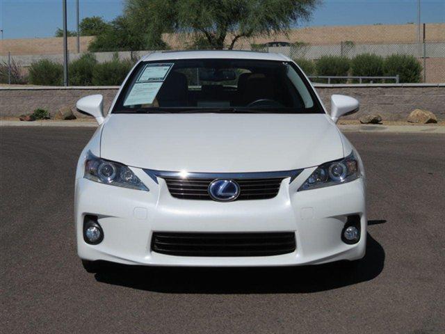 Lexus CT 200h 2012 photo 1