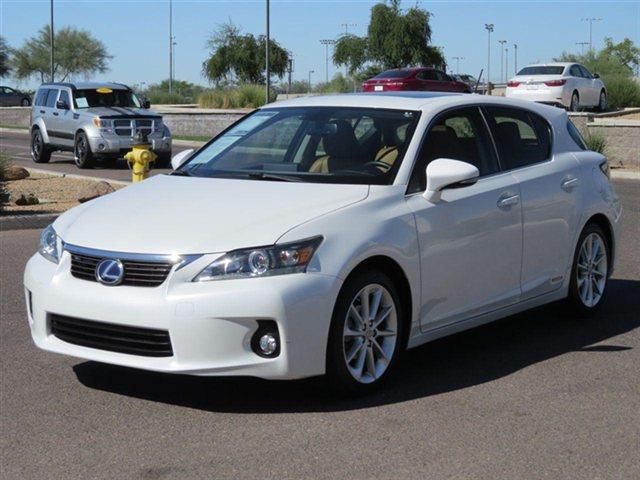 Lexus CT 200h 2012 photo 4