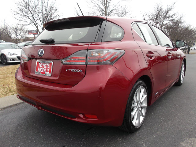 Lexus CT 200h 2012 photo 4
