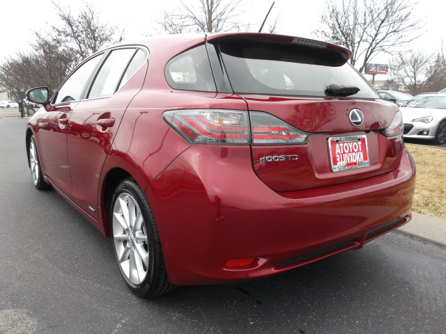 Lexus CT 200h 2012 photo 5