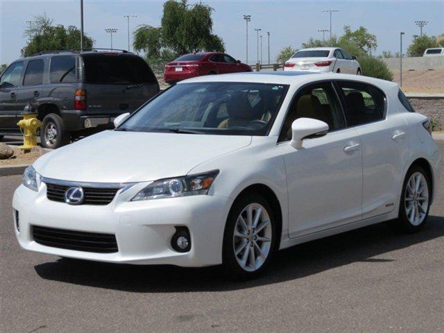 Lexus CT 200h 2012 photo 3
