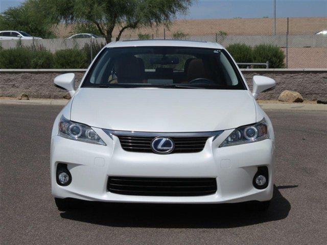 Lexus CT 200h 2012 photo 4