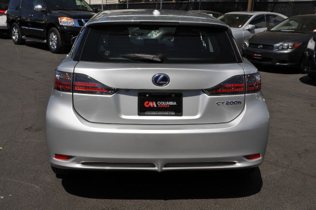 Lexus CT 200h 2013 photo 4