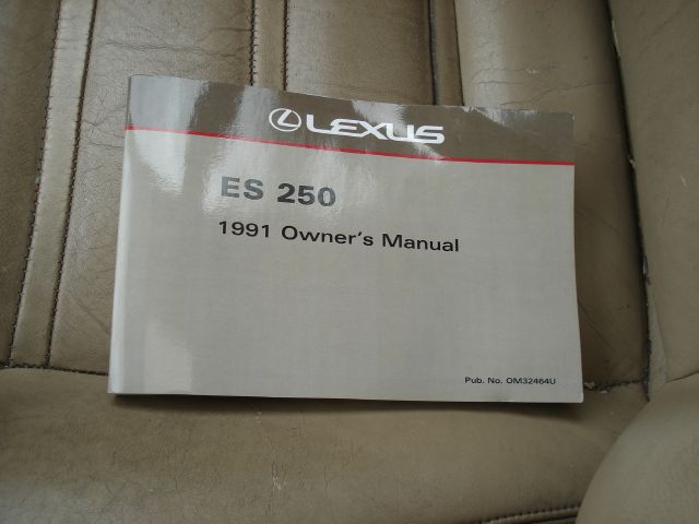 Lexus ES 250 1991 photo 17