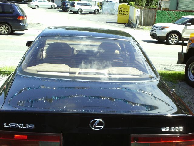 Lexus ES 300 1995 photo 4
