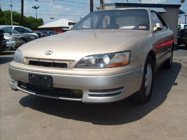 Lexus ES 300 1995 photo 1