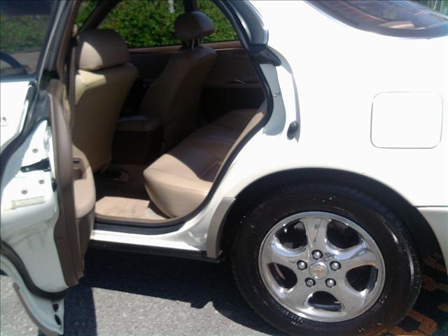 Lexus ES 300 1996 photo 1