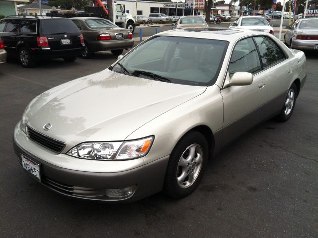 Lexus ES 300 1997 photo 1