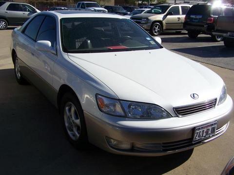 Lexus ES 300 1997 photo 4